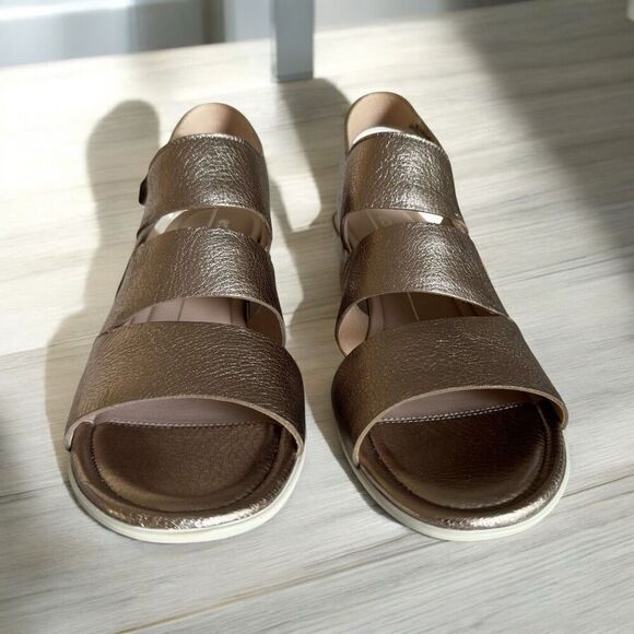 ECCO Shape Wedge Peep Toe Pebbled Leather Sandal Metallic 40 - Picture 6 of 10